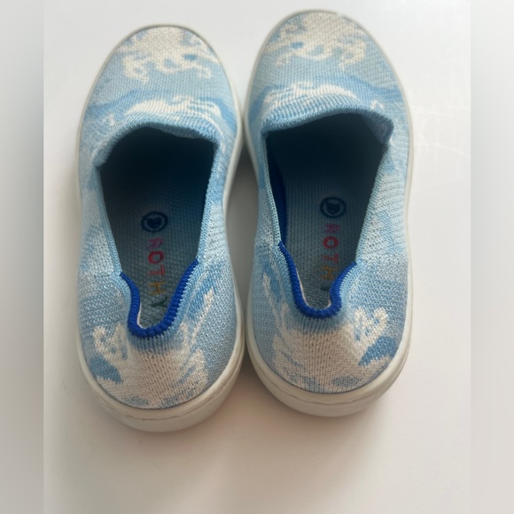 Rothy’s The Kids Sneaker Blue Octopus Camo, Size 13 - Picture 4 of 5